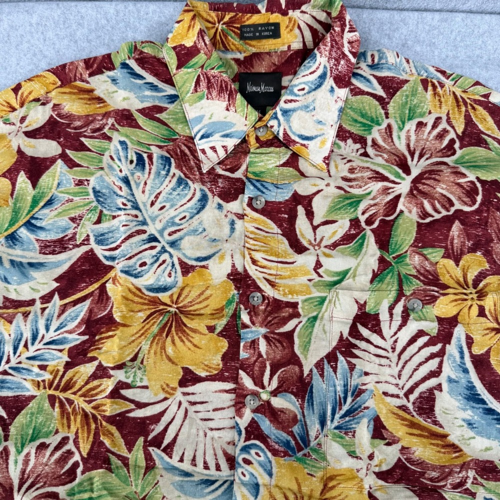 Neiman Marcus Mens Medium Rayon Tropical Floral Hawaiian Shirt Burgundy Yellow